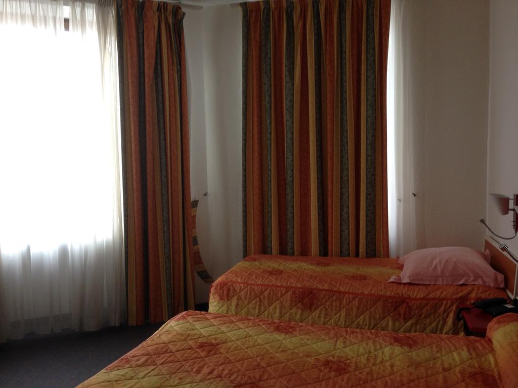 Hotel Union サルグミーヌ エクステリア 写真